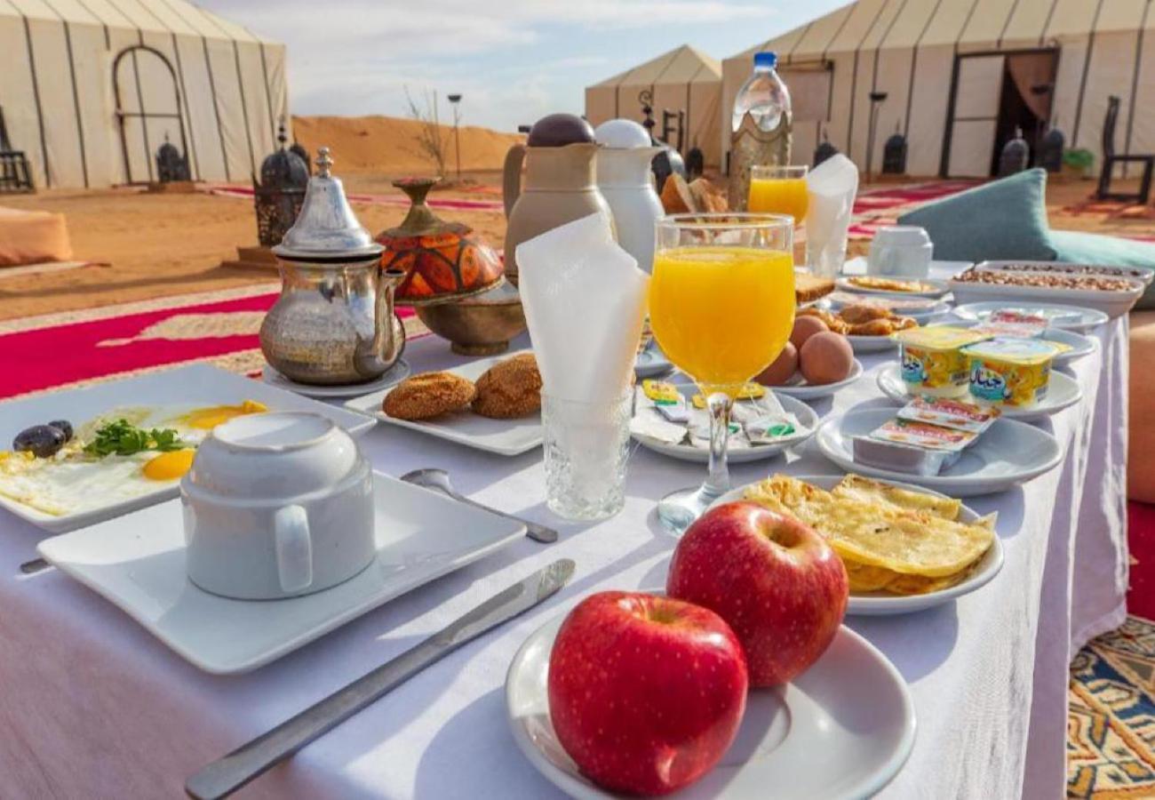 Host Luxury Camp 호텔 메르주가 외부 사진