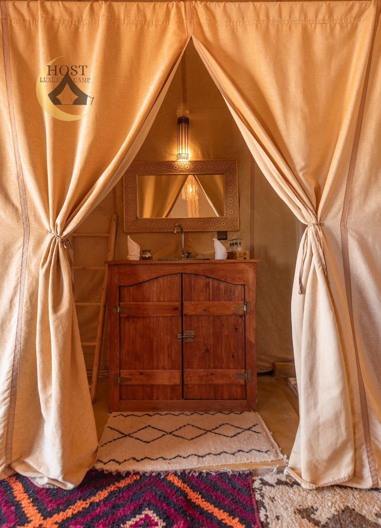Host Luxury Camp 호텔 메르주가 외부 사진